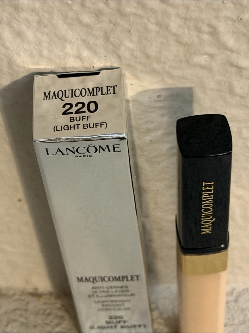Maquicomplet Lightweight Concealer - 220 BUFF (Light Buff) - Picture 3 of 3